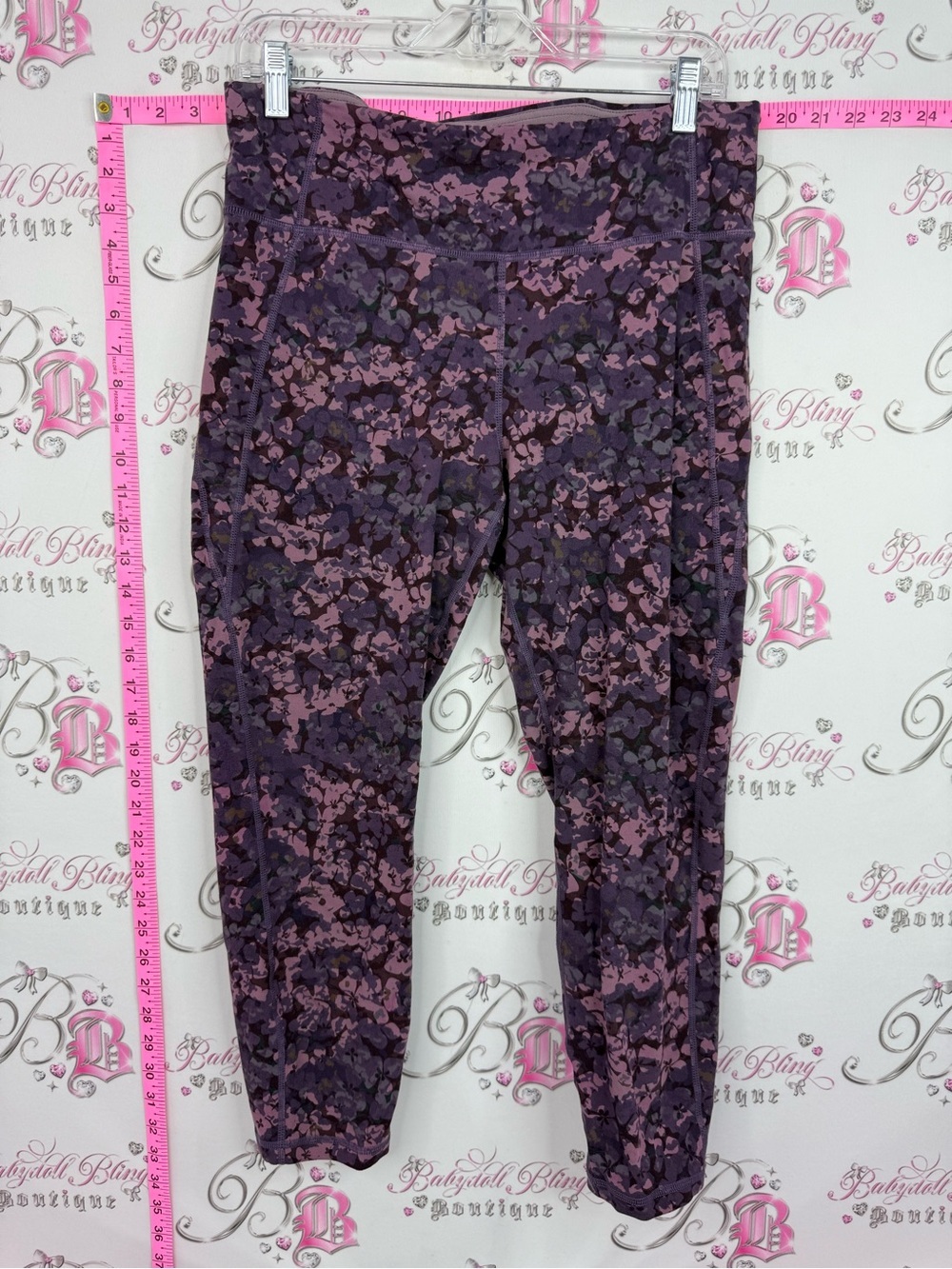 HYBA pants capri Purple Floral Camo High-Rise Leggings